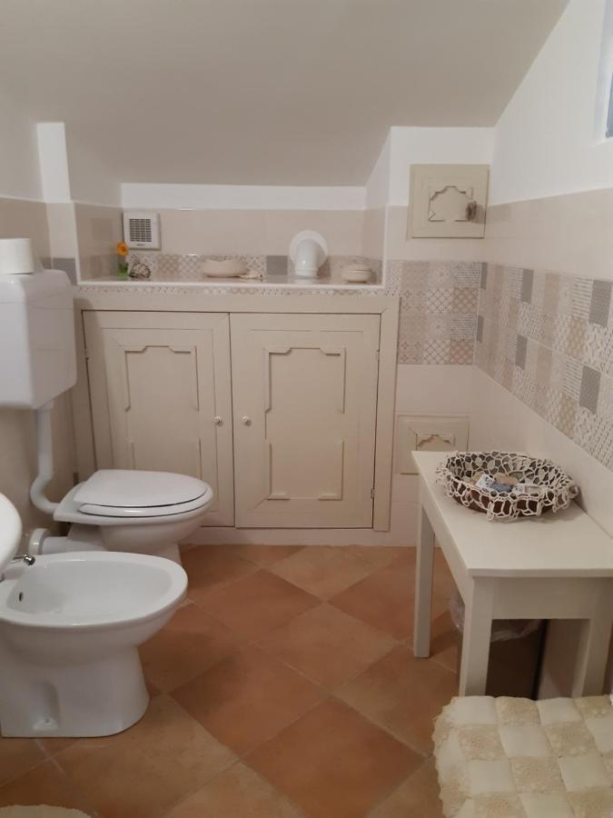Il Girasole Bed & Breakfast Castelvecchio Calvisio Dış mekan fotoğraf